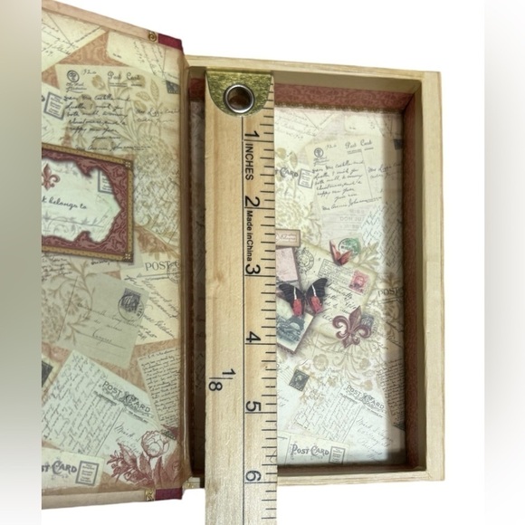 Book Keepsake Box Magnetic Closure Paris Eiffel Tower Hidden Stash Box collectib - Picture 15 of 15